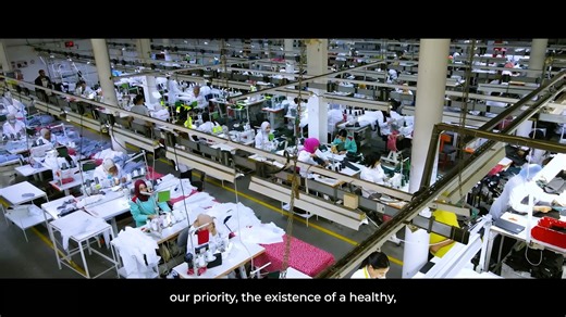 MACO : là où l’humain fait toute la différence Depuis 1990, MACO avance, évolue et se transforme… Mais une chose n’a jamais changé : mettre l’humain au cœur de tout. De 10 ouvriers à 270 collaborateurs, l’histoire continue de grandir grâce à une équipe soudée, un environnement sain et motivant, et un vrai engagement pour le bien-être, l’apprentissage et la progression de chacun. 🎥 Aujourd’hui, MACO partage son parcours en vidéo : une success story ancrée dans le savoir-faire, et portée par les 