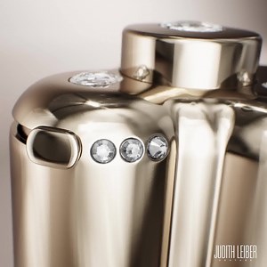 What are you wearing today? Introducing the 1st ever customizable perfume bottle, allowing you to change your fragrance depending on your mood! Swipe. Mix. Create. Do you and repeat. Go from 1 to 7 fragrances in one click. Are you ready for more? | Judith Leiber