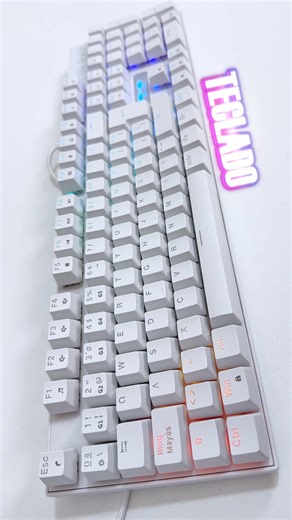 MI PC LISTA 2025 Computadoras y Laptops #mipclista 🤍✨ ¿Amor a primera vista? Esta PC gamer blanquita lo tiene todo. 🧠 Core i7 🎨 RTX 5060 = inteligencia belleza. 🎁 Tu partido perfecto está aquí. Solo lo encuentras aquí en MI PC LISTA el real ESPECIALISTA #mipclista #ordenador personal #computadora #inteligencia #rtx | Mi PC Lista