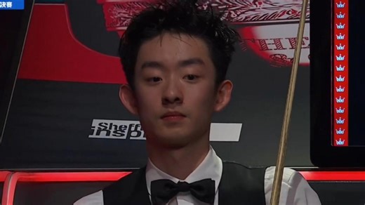 小吴翻袋上手致胜，再完成逆转先下两城。2026年斯诺克世锦赛吴宜泽vs艾伦第一、二局