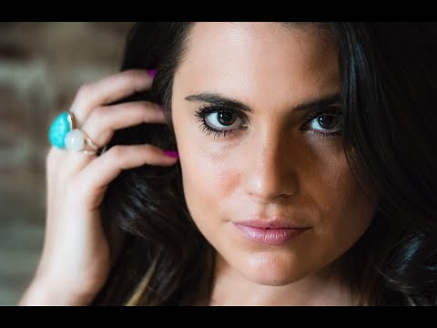 "Nikon D500" 5 Min Portrait: The BEST High ISO Cropped Sensor Camera I've Ever Used