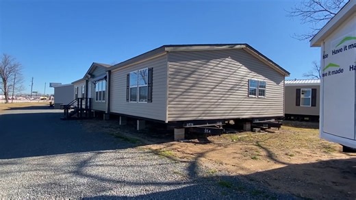Drake by SE Homes | 4 bed, 2 bath mobile house tour