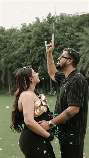 It’s a Baby Boy 💙 | Maternity Announcement Shoot – Impresio Studio