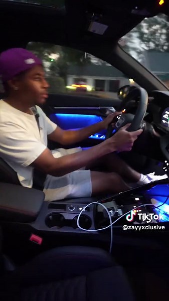 Incredible RS3 Engine Sound: A Close Look