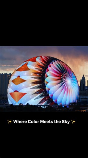 A breathtaking sunset paired with the Sphere’s endless color—one of those moments that never gets old. 🌅🎡 Pure beauty, Vegas style. #StunningVegasSphere #sphere #VegasSunset #ColorfulMoments #VegasSkies #VisualWonder #OnlyInVegas | Stunning Vegas Sphere