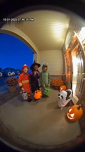 155K views · 2.4K reactions |  The Ghost Cat of Halloween!  Three trick-or-treaters knock… but instead of candy, they meet a spooky little ghost cat! Would you run — or try to pet it?  #kitten #Halloween #DoorbellCam #FunnyPets #TrickOrTreat #viralvideochallenge | Amanda DIY's | Facebook