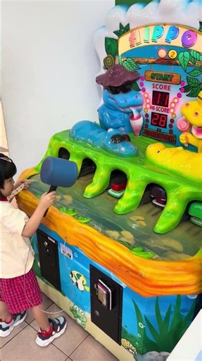 Ultimate Arcade Showdown: Kid vs. Crocodiles! 🐊🔨