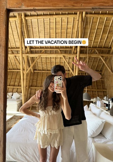 let the sunny days begin @NUMA BALI 🌞🌴 #fyp #balivilla #viral #numabali #couple