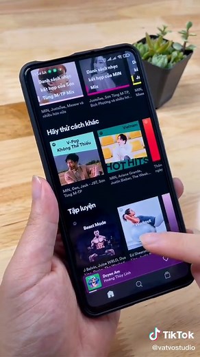 Hmm.. để mình đoán nào :) bạn vừa đăng ký Spotify Premium 1 năm và thấy video này :)) #learnontiktok #education #thanhcongnghe #tips #trick #tutorial