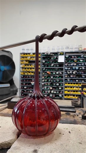 91K views · 555 reactions | Aaron, Ash, and Tate from Etsy shop 2bglass are pros  https://etsy.me/4oYyYZF | Etsy | Facebook