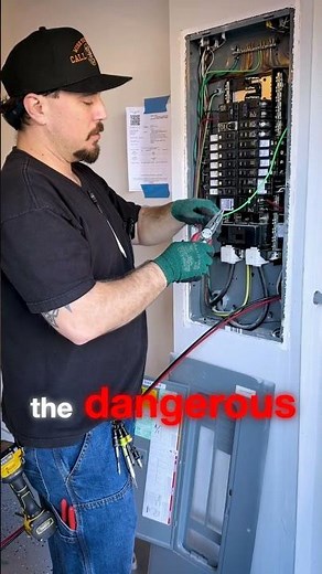 Arc Fault Energy Will Kill You - Electrician's Warning About Panel Work