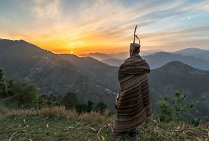 Mystic Village- Our first community village stay