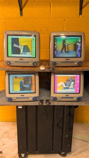 13K views · 335 reactions | NEW SONG. HUNGRY VULTURES | LOOK MUM NO COMPUTER | Facebook