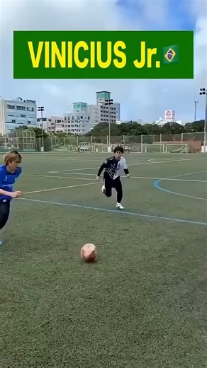 football skills tutorial #football #skills #foryou #viral 🔥