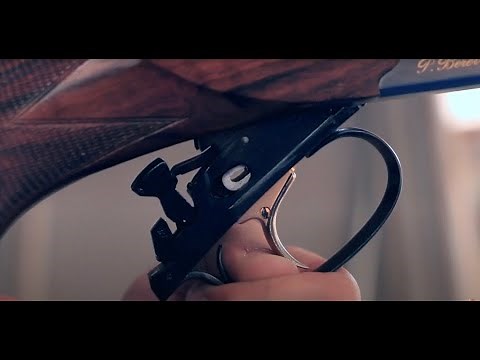 How to install and uninstall a detachable trigger of a Beretta DT10