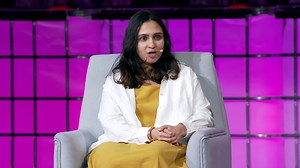 Why did Duo have to die? Zaria Parvez, Global Head of Social at Duolingo, joined us on centre stage to discuss what the secret is to making products that people love. | Web Summit