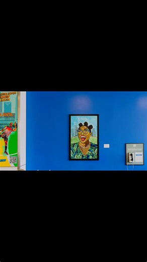 Well she has made her way to Houston Intercontinental Airport! “Big City, Big Laughs” my beaded artwork 🖼️ is now on display until the fall of 2026. My friend found her and took a selfie!!! If your ever there you can too and tag #sdavisart The name says it all Welcome to Houston, TX Y’all!!! Big City, Big Laughs. #houstonintercontinentalairport #houstonartist #beadedart #beadedartistry #artsdistricthouston #sdavisartist #beadwork #art | Sonia Corbin-davis