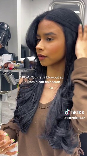 Get a Stunning Blowout at the Best Dominican Hair Salon in NYC