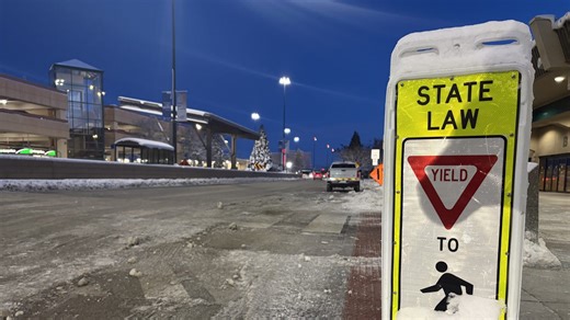 I-80 traffic held; Reno flights canceled as more snow moves in