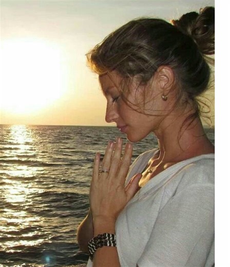 Rihanna and Coldplay: The Magic of Princess of China