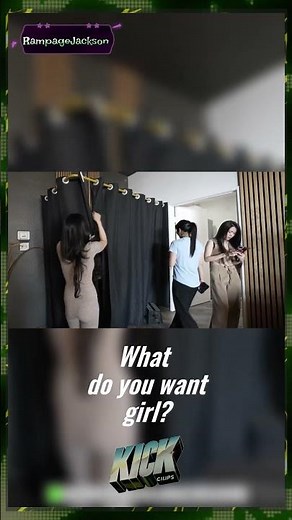 Unexpected Moment in Fitting Room 😂 #kickstreaming #ChangingRoomPrank