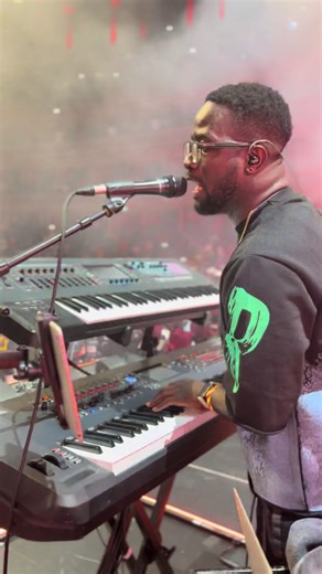 Sarkodie Shines at Rapperholic UK in O2 Arena