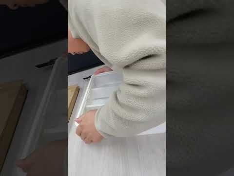 Figure Model Display Box Unboxing and Installation Instructions