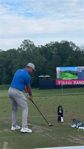 Remember when he did this on the Saturday of the 2025 masters and then shot 75 the next day?