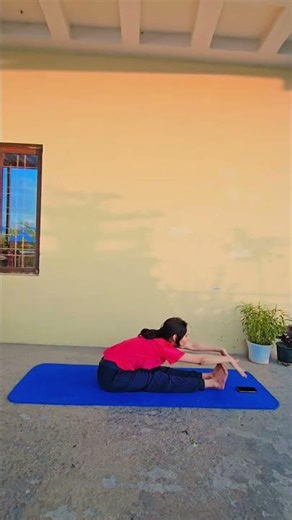 #yoga #forwardbending #asana #yogapractice #yogini