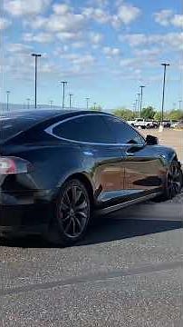 Tesla Autopilot Fail?