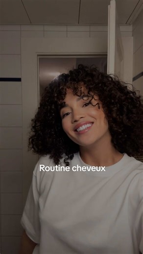 Routine cheveux : Sublimez vos boucles naturellement