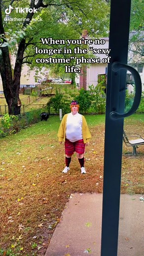 Life is way more fun this way. #halloween #costume #halloweenlook #fatbastard #austinpowers #halloween2021