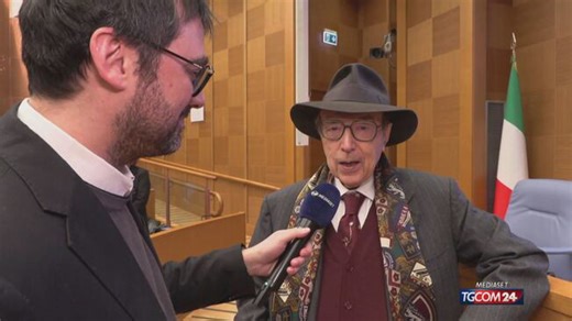 Il commediografo Pierfrancesco Pingitore premiato alla Camera