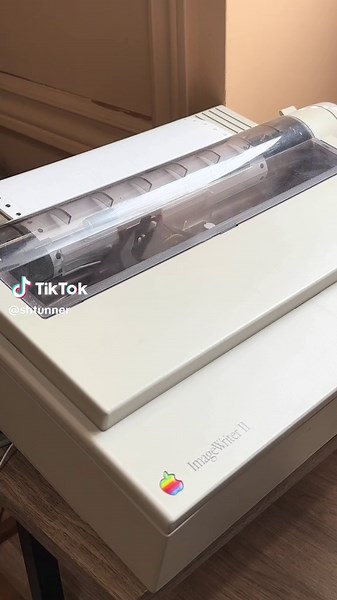 Retro Computer ASMR: Apple ImageWriter II dot matrix printer and Macintosh Plus running “The Print Shop” desktop publishing software #80s #retrocomputer #nostalgic #asmr #80s #tech