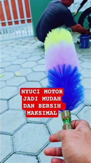unique brush for washing motorbikes