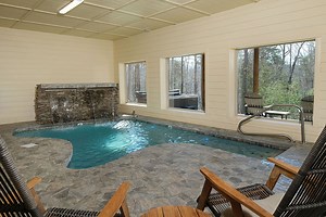 Pigeon Forge Cabins - Woodland Waterfall