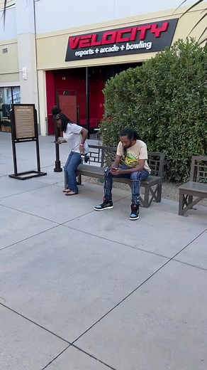 Girl drops her wallet guy tries to help and finds out it’s a set up | Tucker Carlson