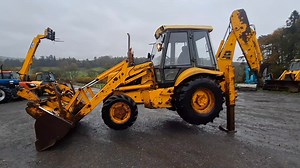 Jcb 3cx project 8 £14750 plus vat 4in1 extradig no turbo c/w 2 rear buckets New gearbox bush kit on gearstick full service new exhaust box ideal self build etc call 07919203185 01267223770 px welcome Full hpi with v5 recorded insurance claim 2015 we can help with haulage at cost 😀 | MD Plant & Tractor Sales Ltd