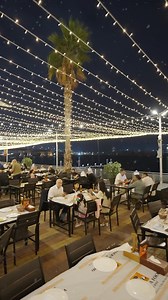 🦐✨ Seafood Festival season is here at Waterfront Market! From delicious seafood ready meals to shopping fresh favourites 🛒🥬, family entertainment 👨‍👩‍👧‍👦🎶 and waterfront vibes. There’s still plenty to enjoy all in one visit. 🎄 Festive celebrations continue until 7 January 2026, so make sure you visit, soak up the atmosphere, and don’t miss the fun 🥳 📅 Coming up from 26–28 December: 🎭 Caricature from 2pm - 2:55pm 📍Festive Tree 3pm- 3:55pm 📍Outdoor 4pm -4:55pm 📍Near Cart ✨ Stilt Wal