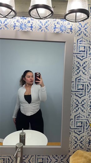 All my gym rat ladies please recommend some good workout leggings 😫