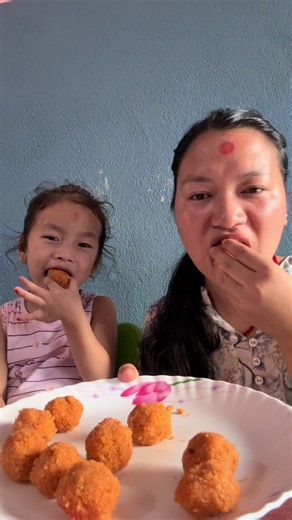 Besanko Laddu #minivlog #viralvideo #pokhara #tiyanamom #foodvideos | food video