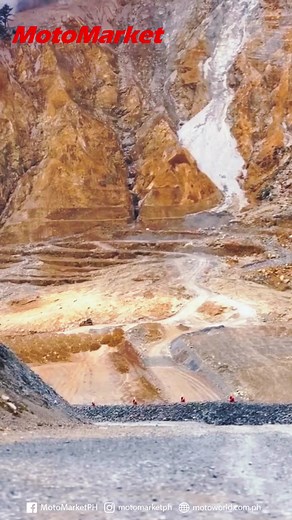 Are you planning a summer motorbike trip and wondering how to gear up? Protection and comfort don’t need to be mutually exclusive, find out how! Follow @motomarketph on Instagram, stay tuned so you don't miss what's coming down the road, and stop by #MotoMarketPH Stores! 🎥 @chuaclinton | @hodophilegallery | MotoMarket Philippines