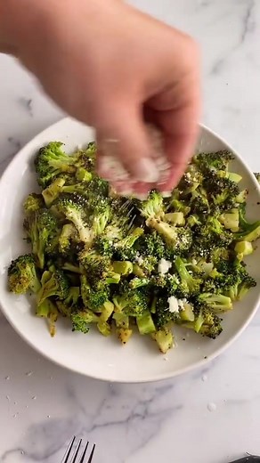 Delicious Lemon Pepper Broccoli Recipe