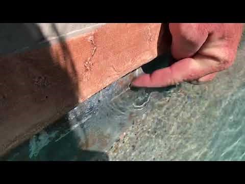 How to chemically remove calcium scale in a swimming pool with SC-1000