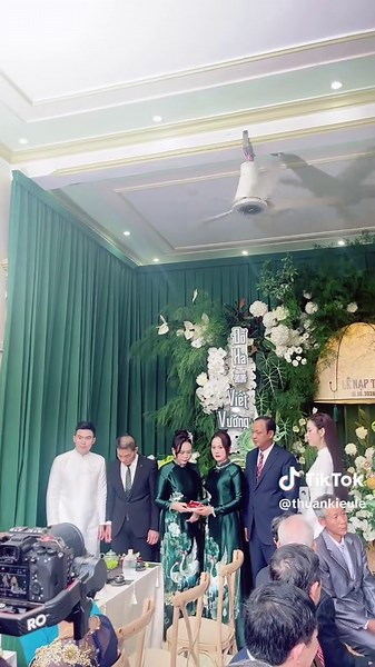 Lễ Trao Cơi Trầu Xin Cưới Đặc Biệt