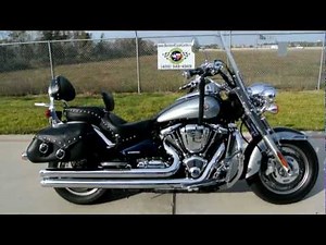 2008 Kawasaki Vulcan 2000 Classic LT Loaded with Accessories and Chrome!