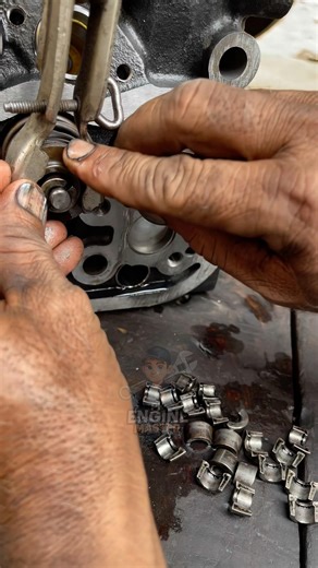 Engine Valve Lock Fitting: The Pro Method! 🛠️ #shorts #mechanic