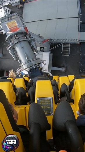 Airwolf from Showman Weber ( GER ) #foryour #viral_video #kirmes #kermis #foire #funfair #fairground #follow #amusement #amusementpark #fyp #showman #吸引力 #アトラクション #ルナパーク #月神公園 #ジェットコースター #mondial #mondialrides #airwolf #airwolfskycontrol | Speed Ride