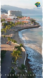 Una vista aérea del Malecón de Puerto Vallarta y el área centro / Drone view of Puerto Vallarta's downtown area and the Malecon https://www.puertovallarta.net/espanol & https://www.puertovallarta.net #puertovallarta #vallarta #puertovallartamexico #mexico #méxico #travel #vacation #malecon #tourist #tourism #instatravel #trip #happyplace #mustvisit #sea #travelling #visiting #holiday #jalisco #jaliscomexico #jaliscoesmexico #mexico #dronephotography #dronestagram #droneshots | Puerto Vallarta Me