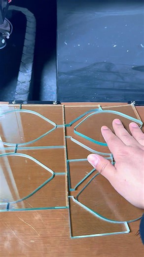 #glass #glasscuttingmachine Opto electronics Glass picosecond laser cutting Machine